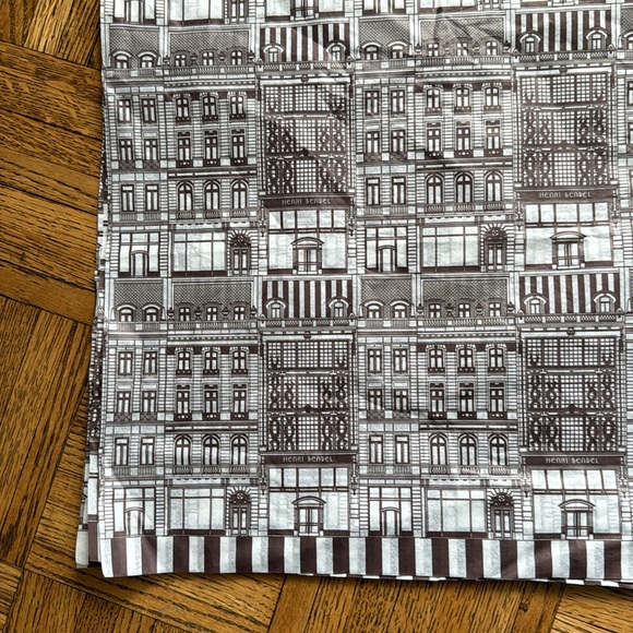 HENRI BENDEL Tissue Paper 6 sheets. New - Picture 2 of 5